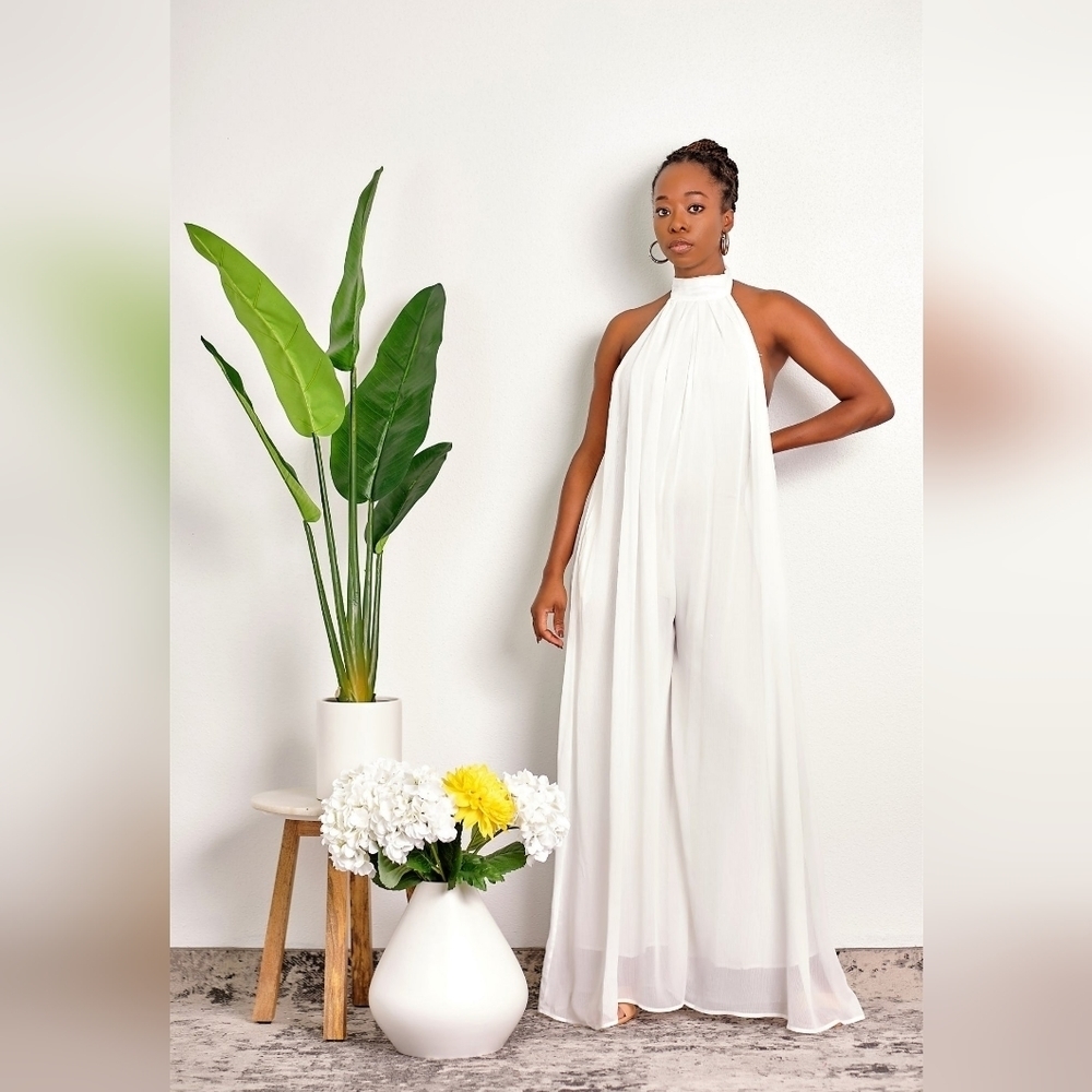 Be MARAKI GOTTA HAVE IT BACKLESS HALTER WIDE LEG JUMPSUIT - WHITE - Picture 3 of 7